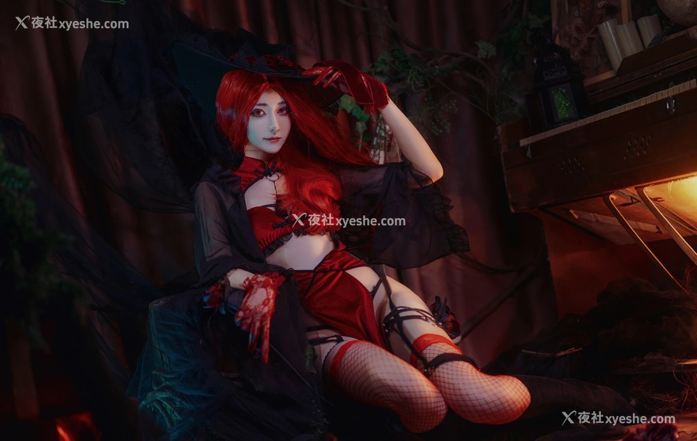 1P - [Cosplay]南桃Momoko – 红女巫