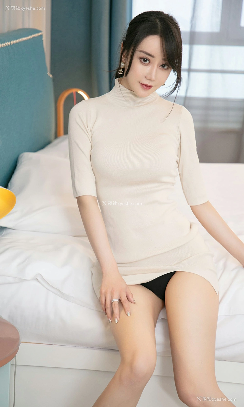 1P - [Ugirls尤果网]爱尤物专辑 No.1458 欣凌 心电心