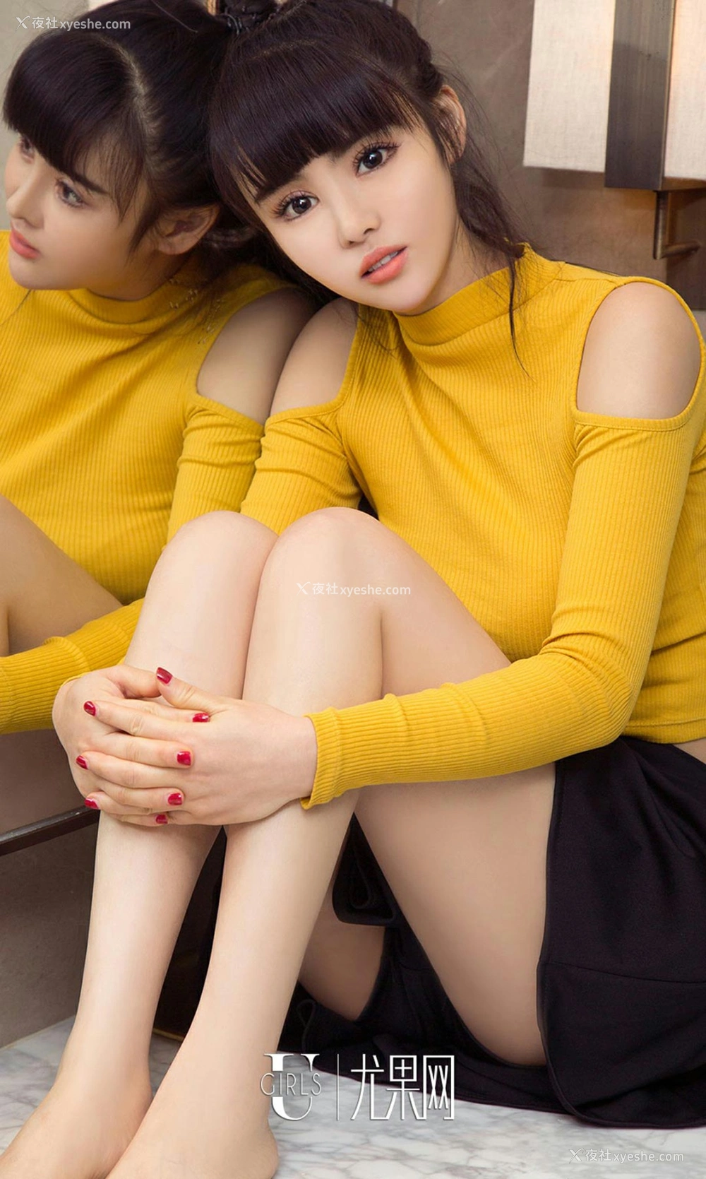 1P - [Ugirls爱尤物] No.1014 小凡 出凡入胜