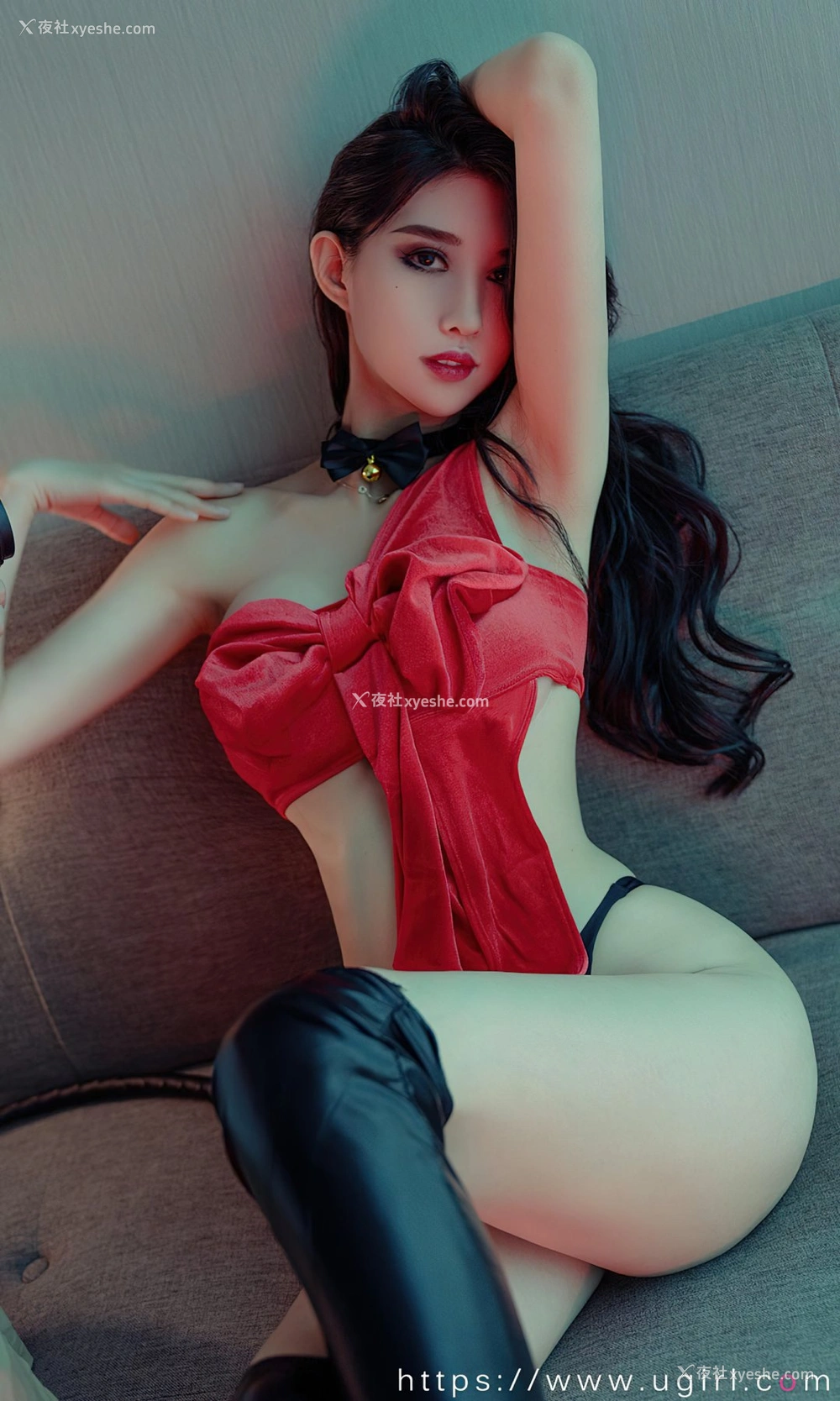 1P - [Ugirls尤果网]爱尤物专辑 No.2437 葛征Model 朱砂痣
