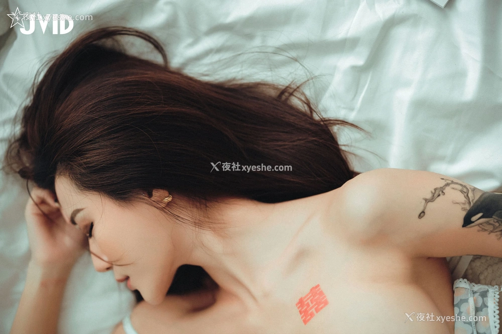 1P - Lara《我的室友》