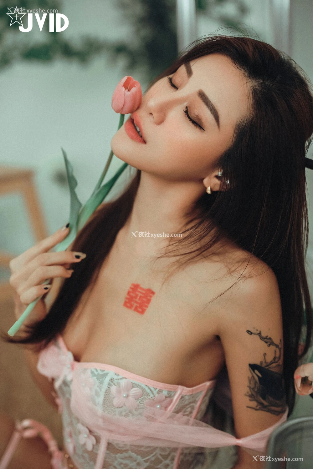 1P - Lara《我的室友》