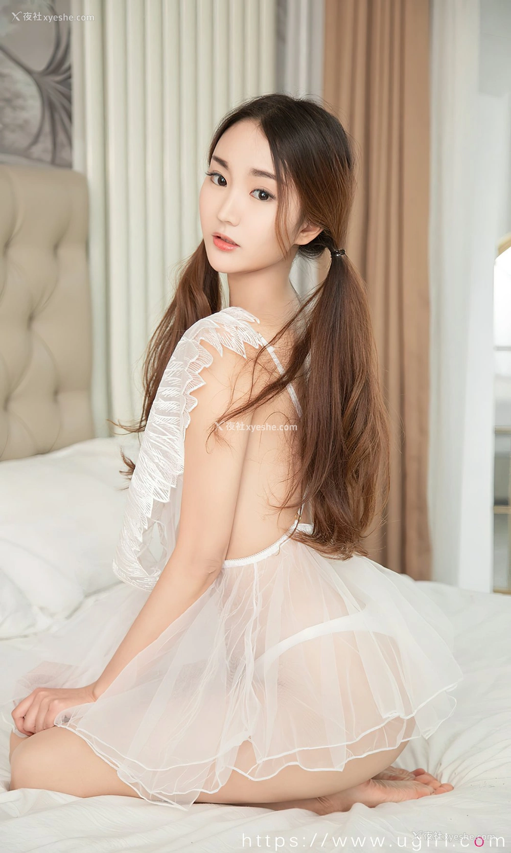 1P - [Ugirls尤果网]爱尤物专辑 No.2370 丁莎莎 倾心加倍