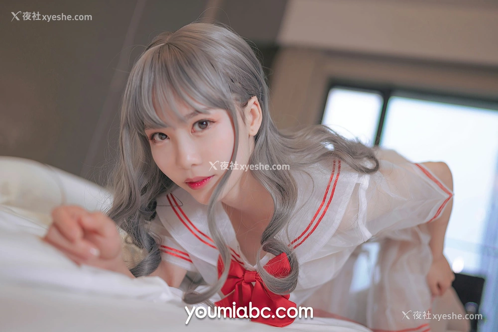 1P - [尤蜜YouMi] 抖娘利世 你的草莓妹妹
