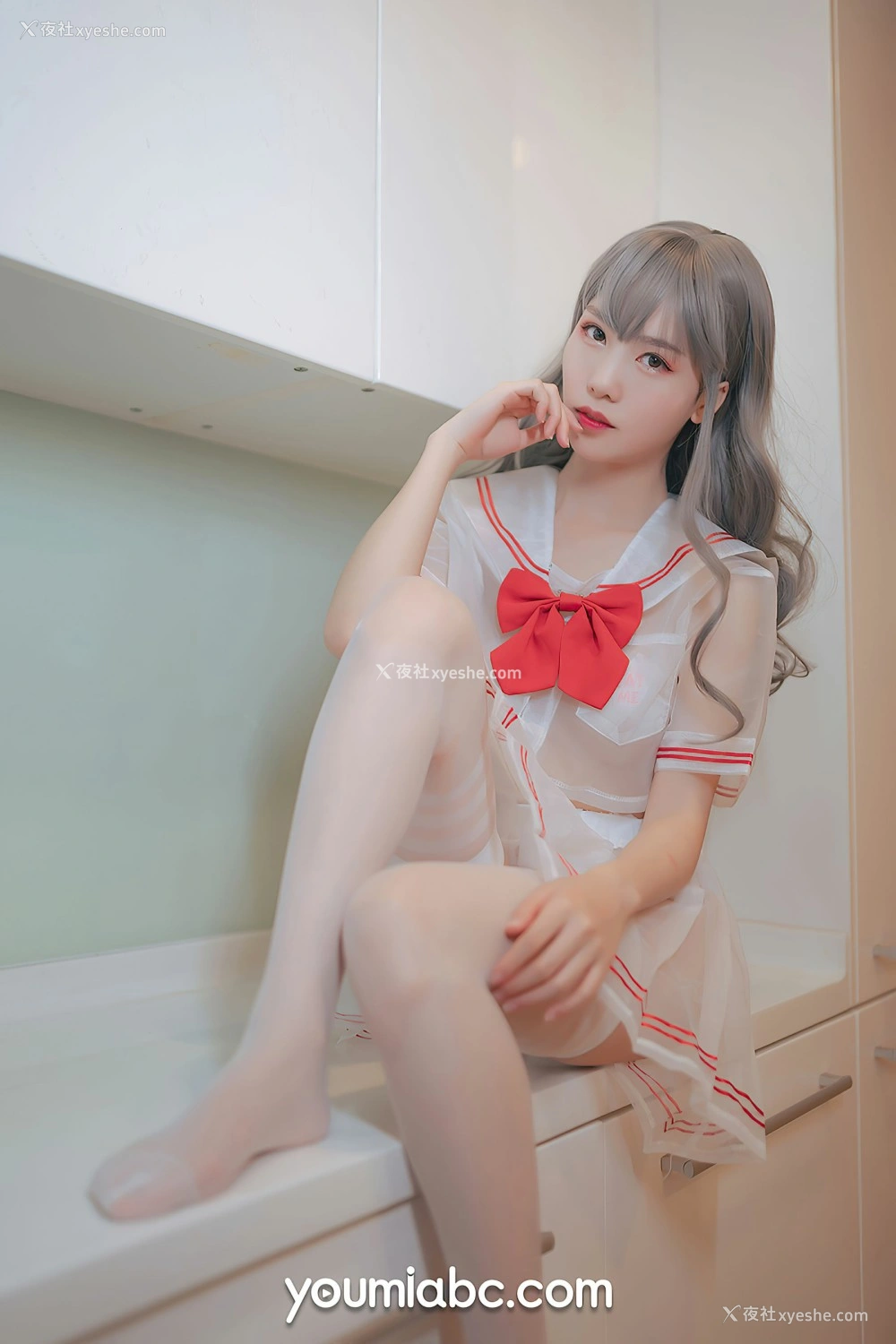 1P - [尤蜜YouMi] 抖娘利世 你的草莓妹妹