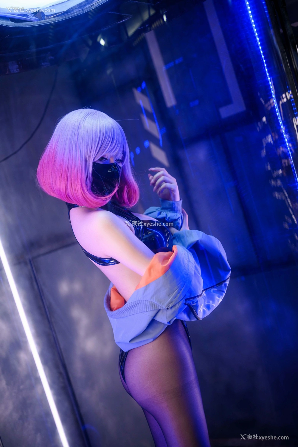 1P - 抱走莫子aa – LUNA