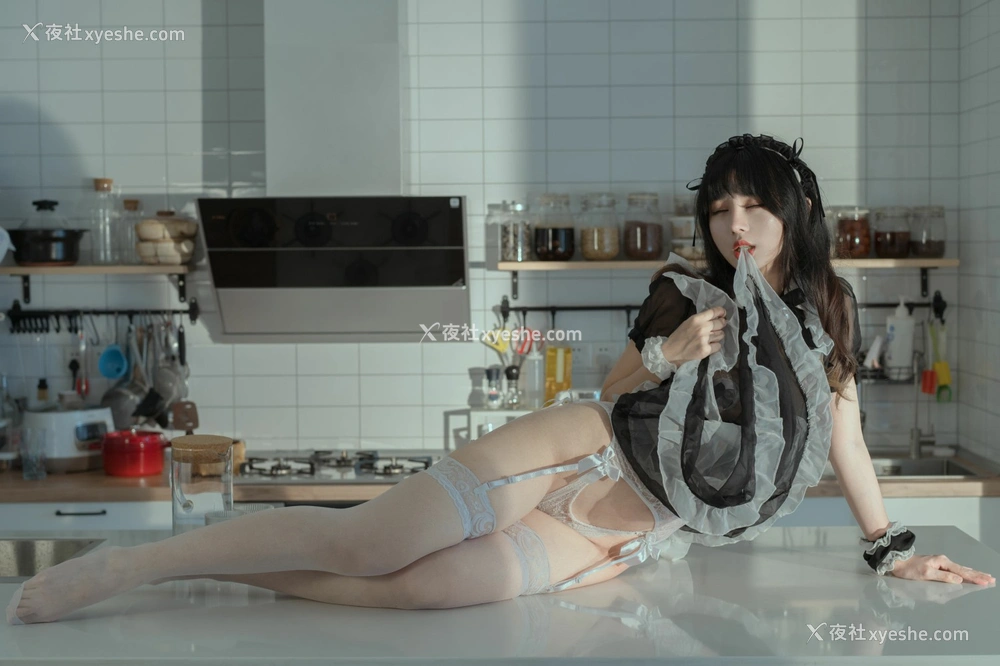 1P - 云溪溪 – 奶桃女仆