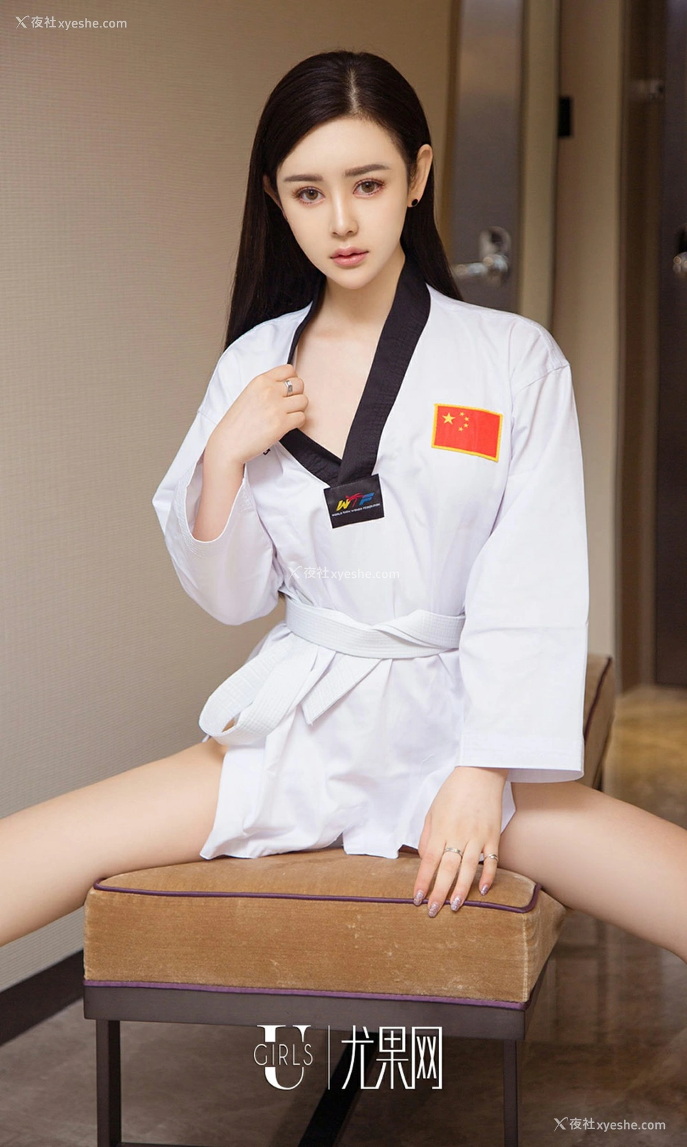 1P - [Ugirls爱尤物] NO.1021 米奇 卸甲软妹