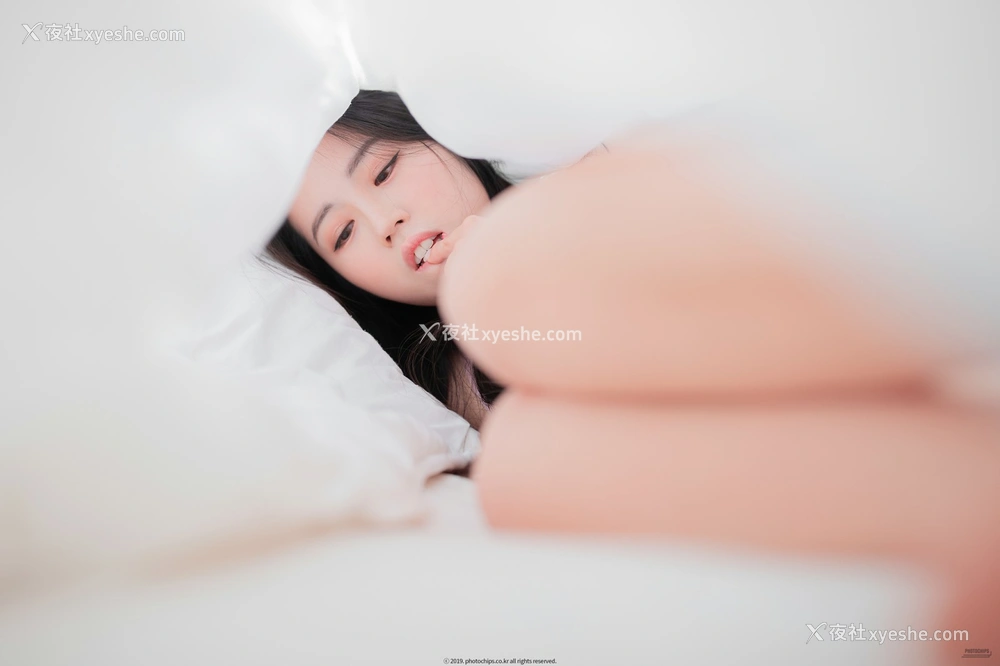 1P - PhotoChips VOL.64 Dami