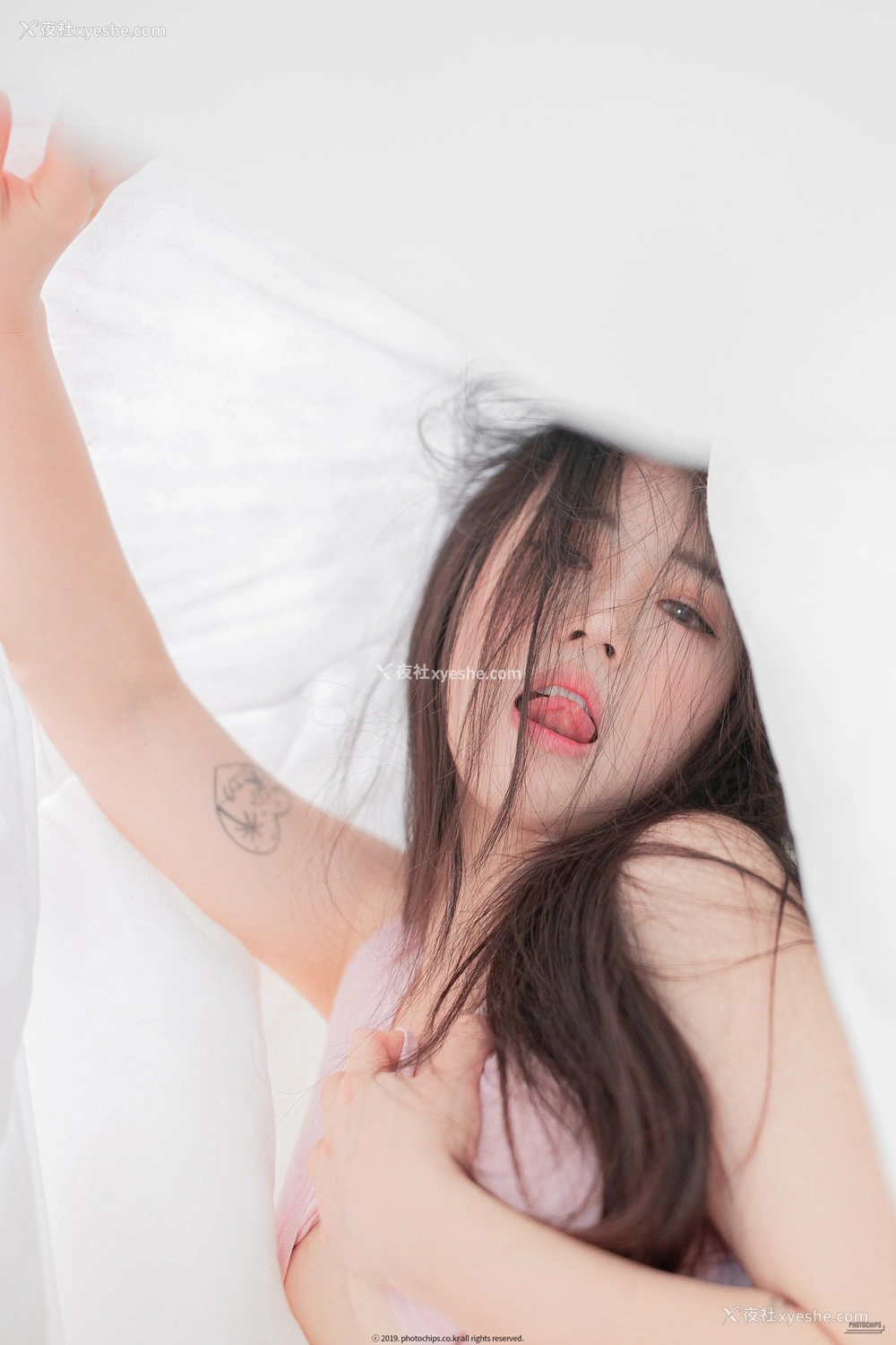 1P - PhotoChips VOL.64 Dami