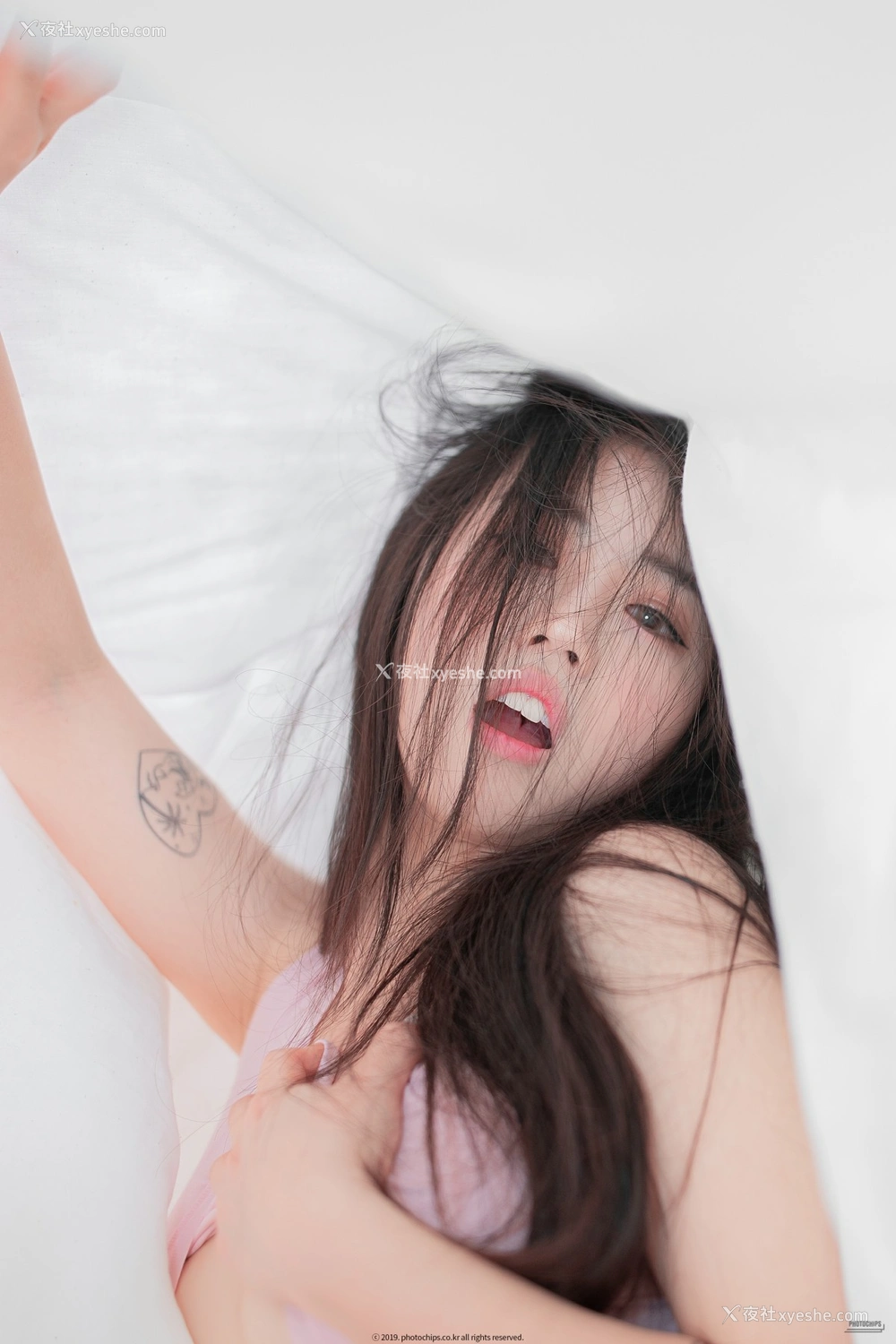 1P - PhotoChips VOL.64 Dami