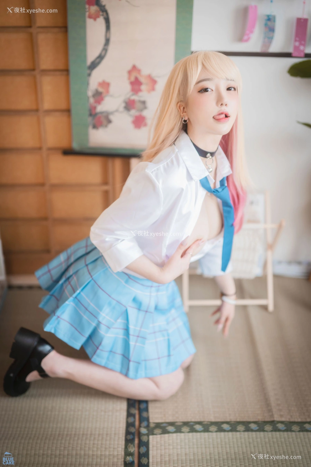 1P - [BLUECAKE] YeEun – Marin Kitagawa WHITE ver