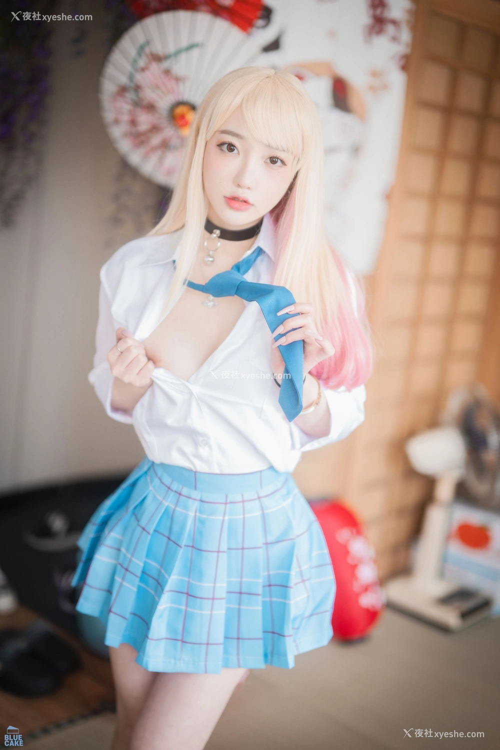 1P - [BLUECAKE] YeEun – Marin Kitagawa WHITE ver