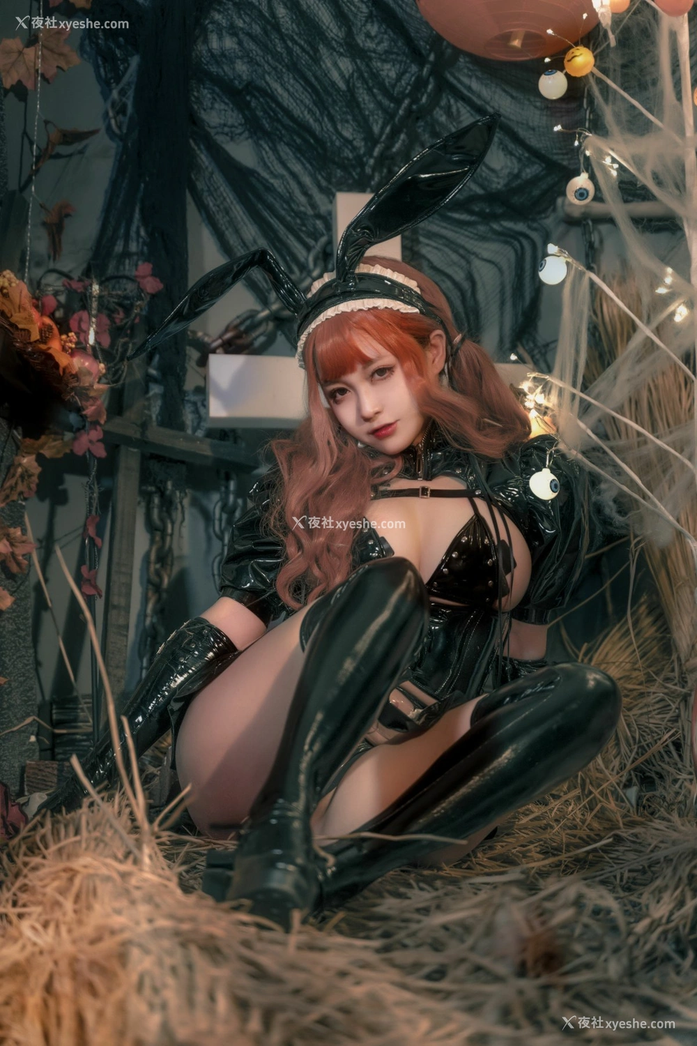 1P - 奇行家狗崽(棕桠阿狗崽) – 漆皮兔女仆