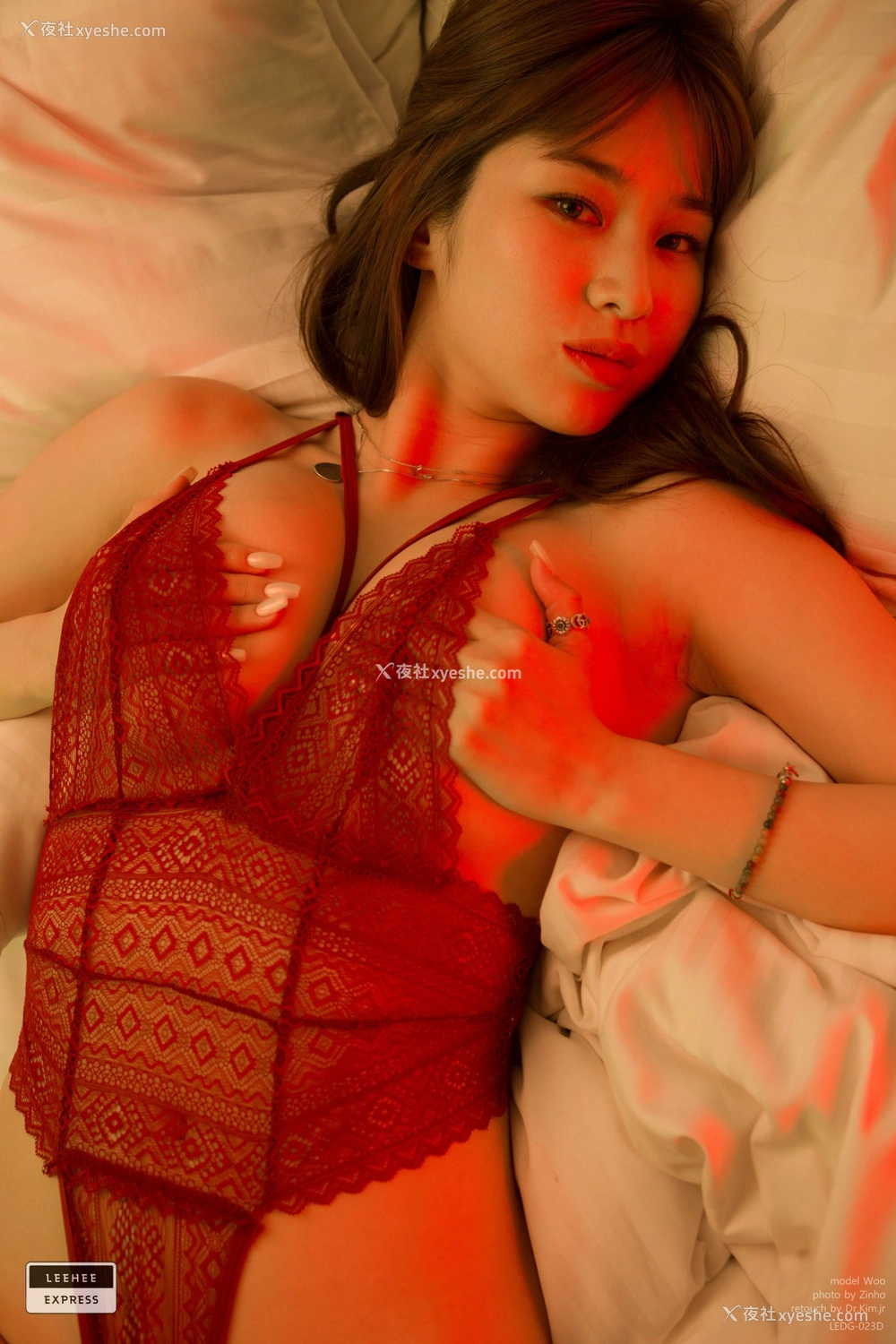 1P - [LeeheeExpress]153 LEDG-023B Woo