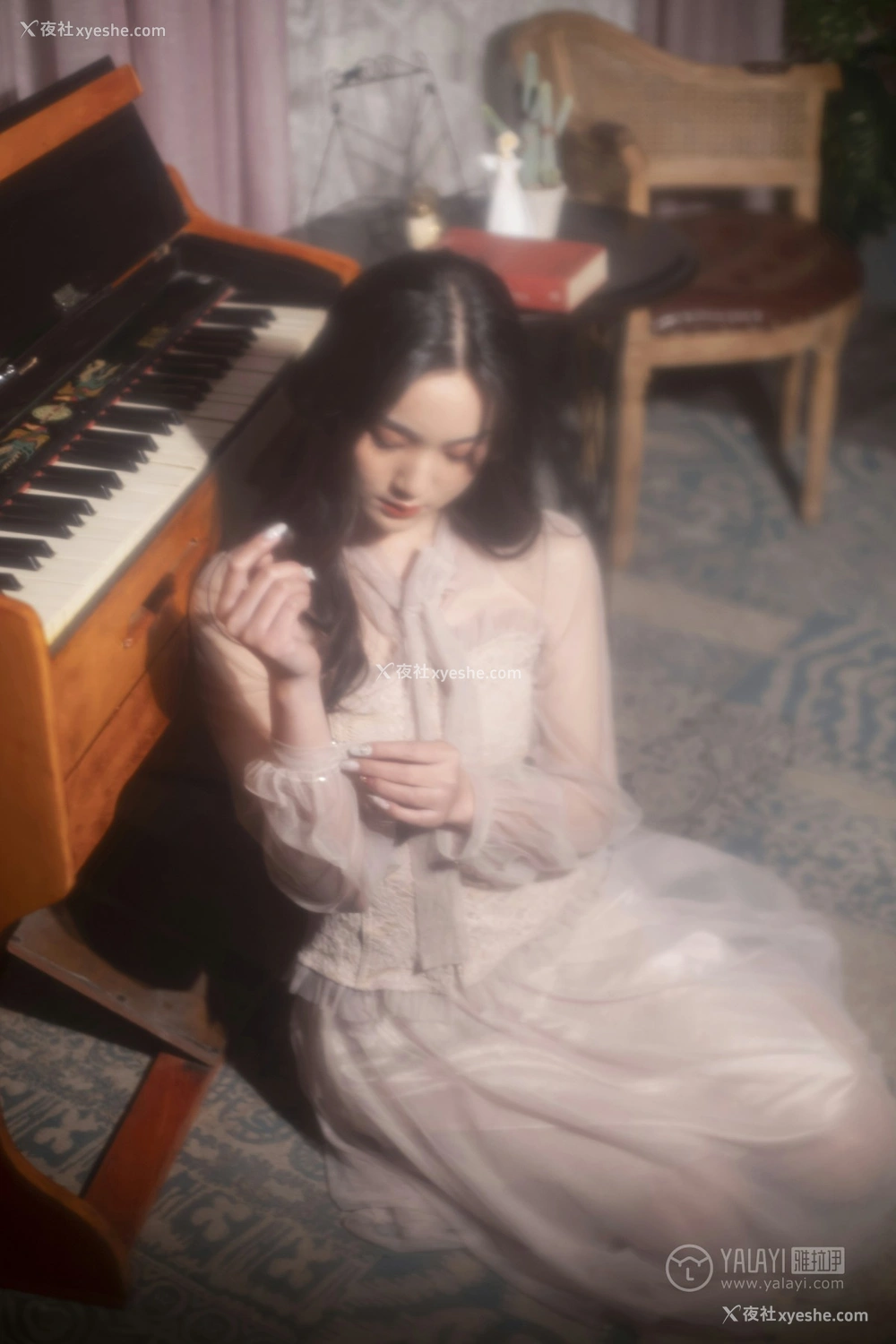 1P - [YALAYI雅拉伊] Y227 项兴咏《蓝月》