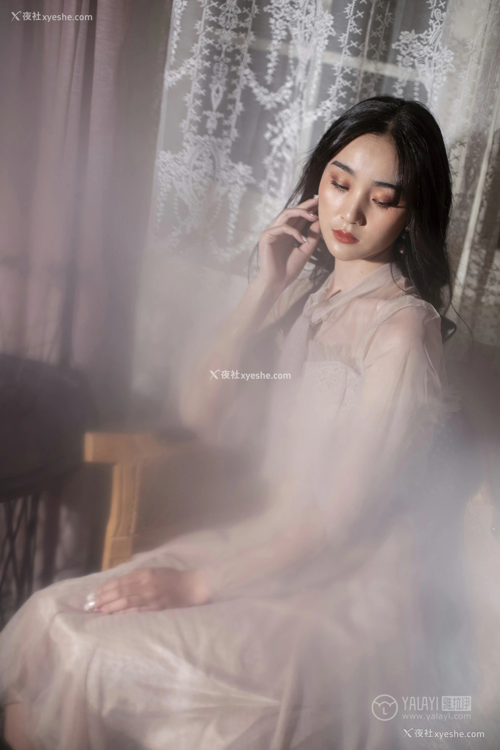 1P - [YALAYI雅拉伊] Y227 项兴咏《蓝月》