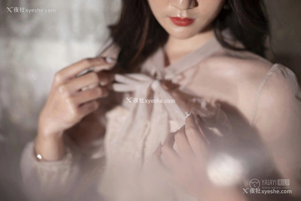 1P - [YALAYI雅拉伊] Y227 项兴咏《蓝月》