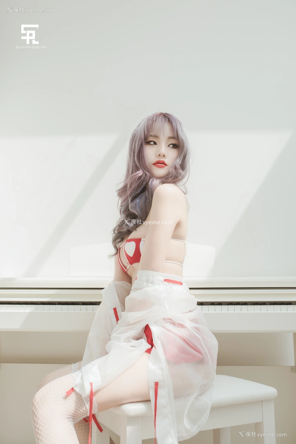 1P - [SaintPhotoLife] Yuna – Growing Up 02