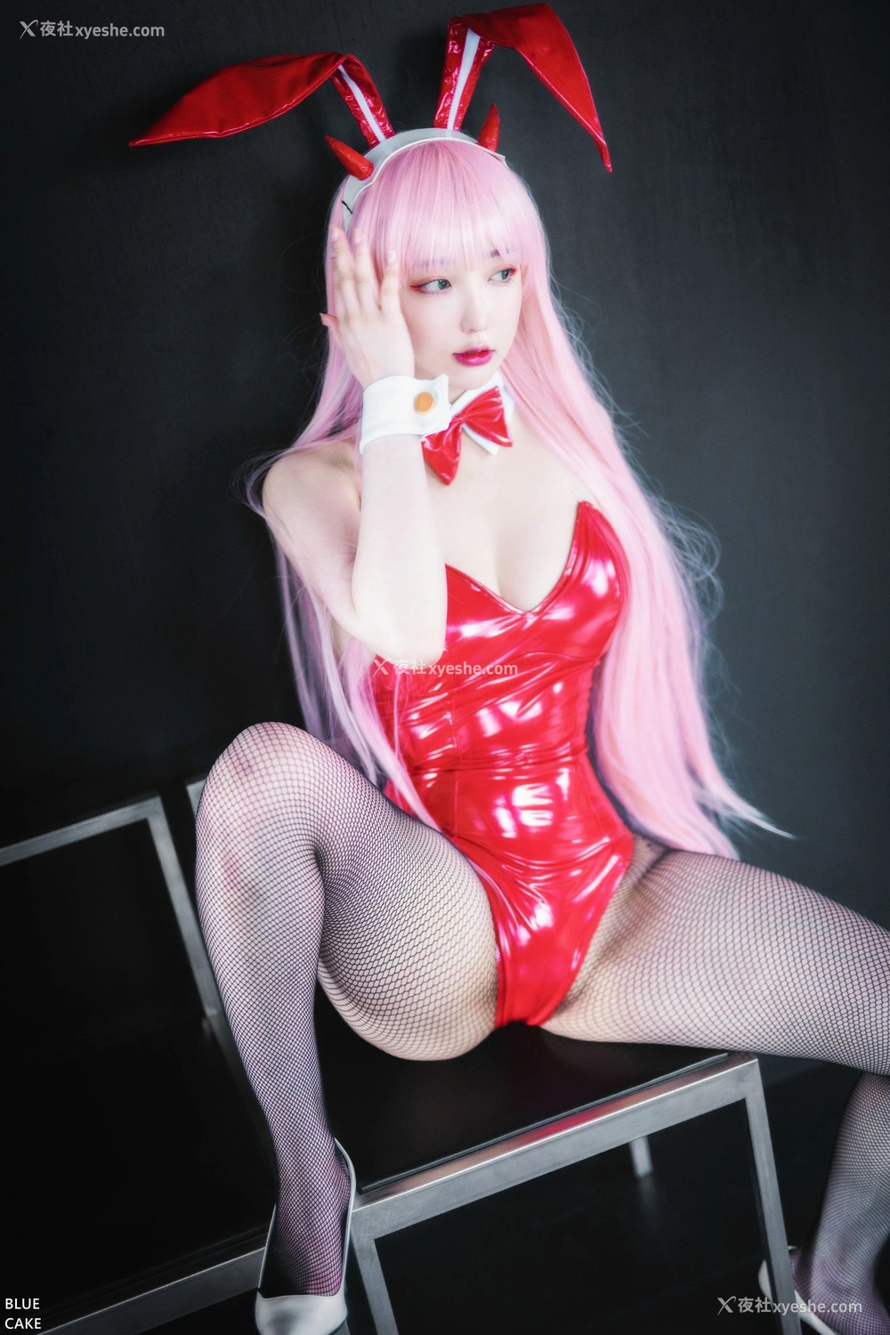 1P - [BLUECAKE] YeEun – IN THE SEXXY 002