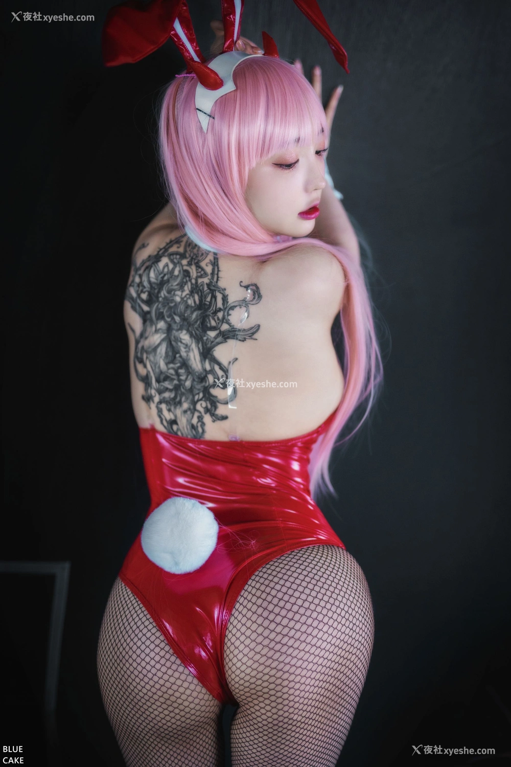 1P - [BLUECAKE] YeEun – IN THE SEXXY 002