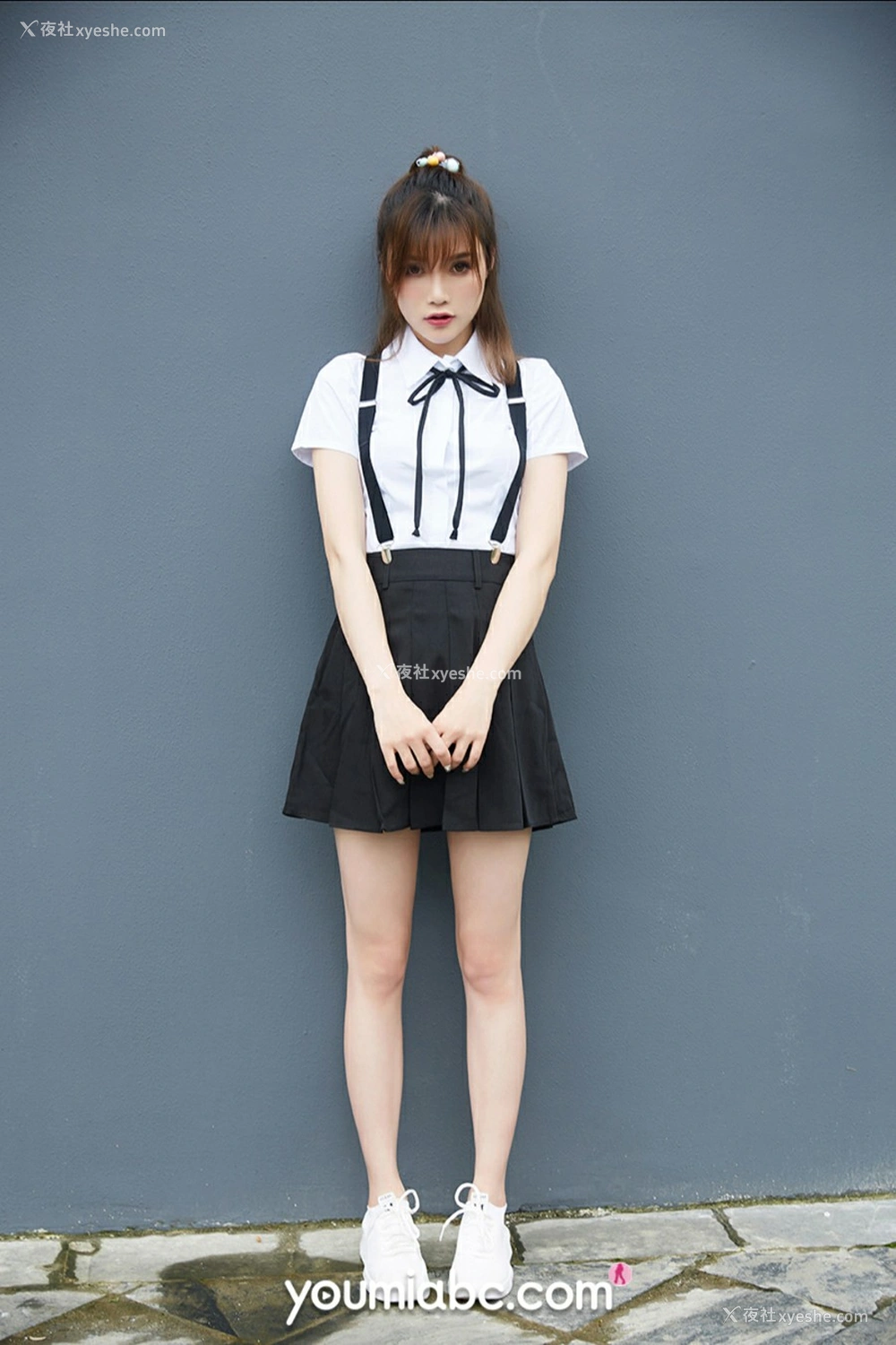 1P - [YouMi尤蜜] 奶茶Emily 火辣女特工