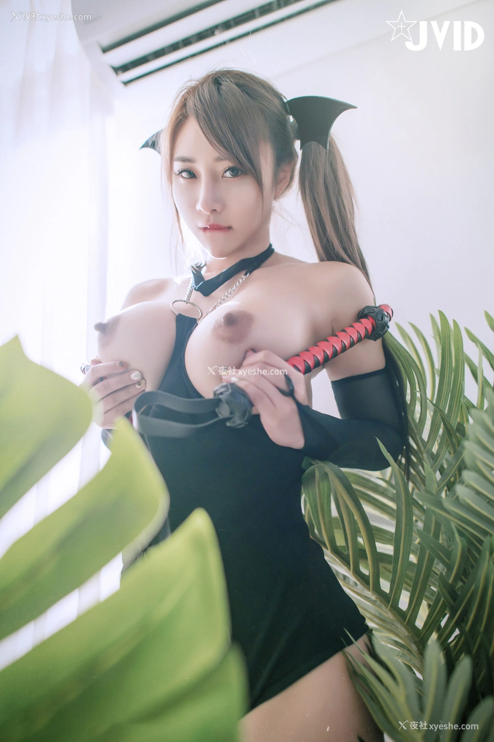 1P - 乐乐《黑暗》
