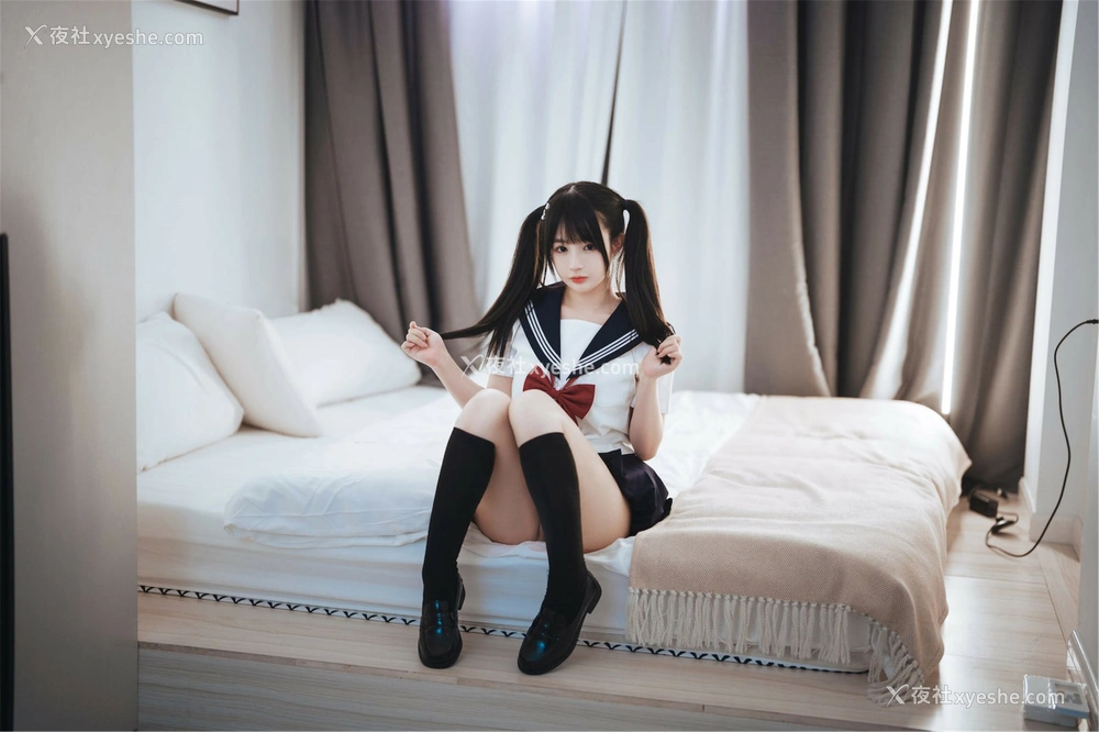1P - 桜井宁宁 – 双马尾JK