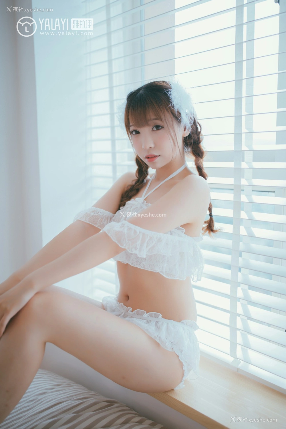 1P - [YALAYI雅拉伊] No.061 白色桔梗花 水花儿