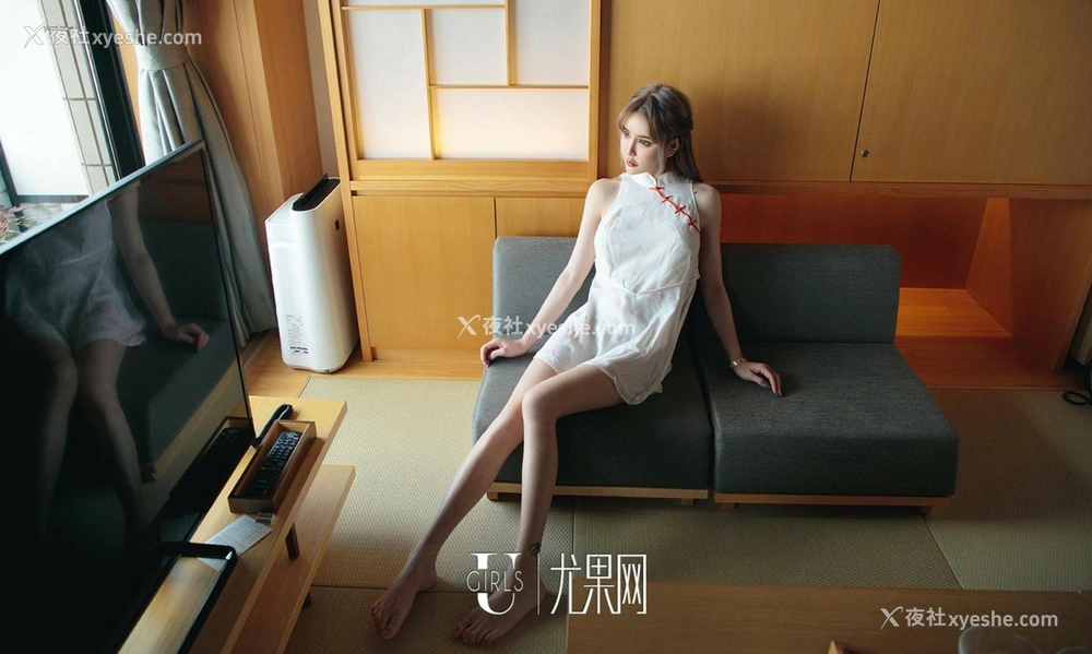 1P - [Ugirls尤果网]爱尤物专辑 No.1361 青树 萌琪琪 情迷日本