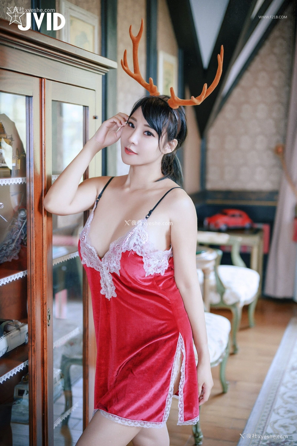 1P - 乐乐《鹿角女孩的报恩》