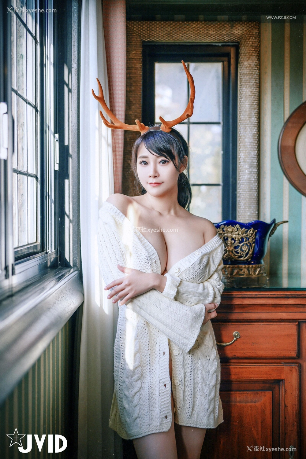 1P - 乐乐《鹿角女孩的报恩》