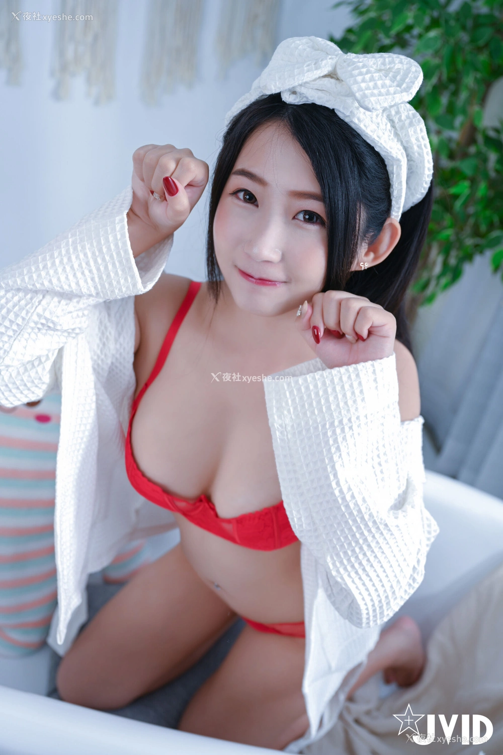 肉包《超近距离仔细欣赏》-58P