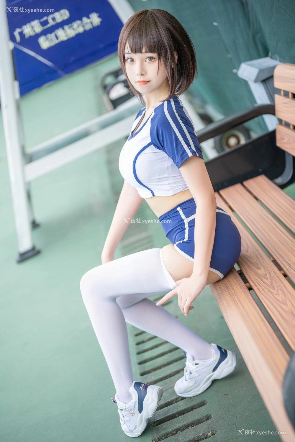 1P - 蜜汁猫裘 – 体操服
