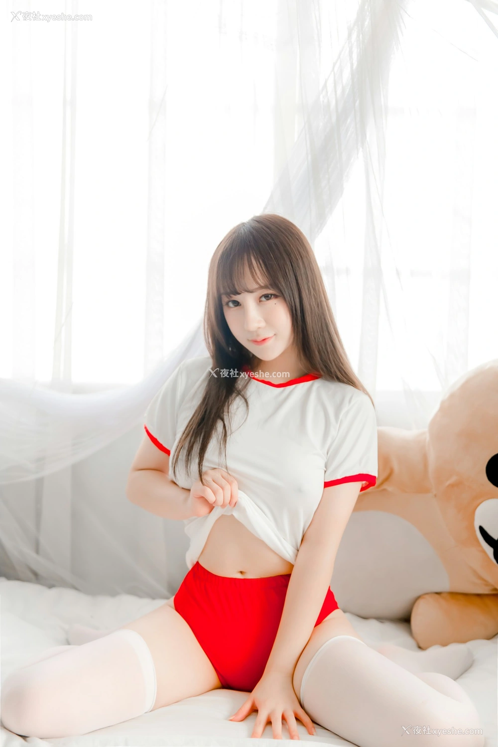 1P - 尤猫醒醒 – 少女春梦