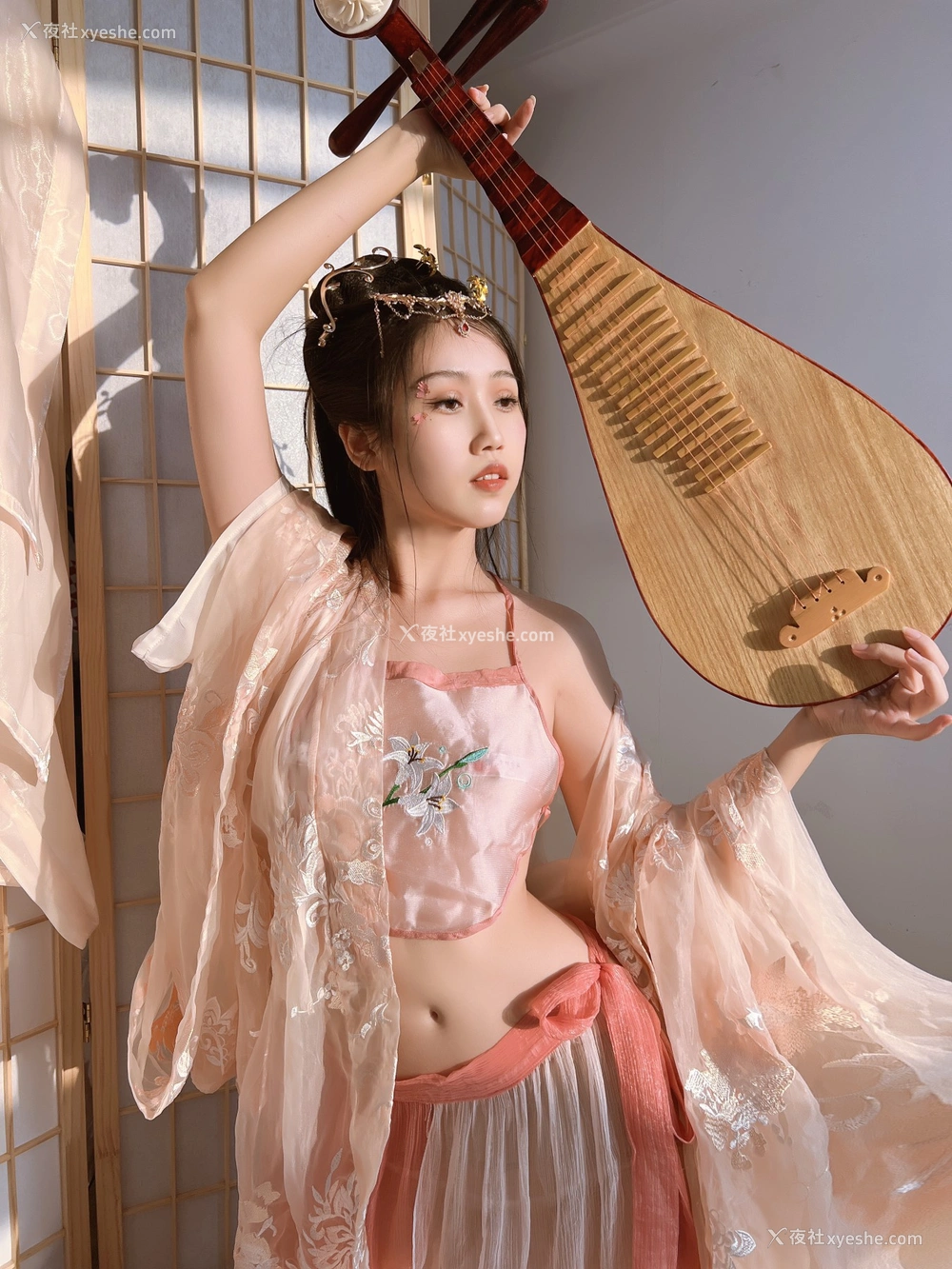 1P - 不呆猫 – 古风温泉人妻
