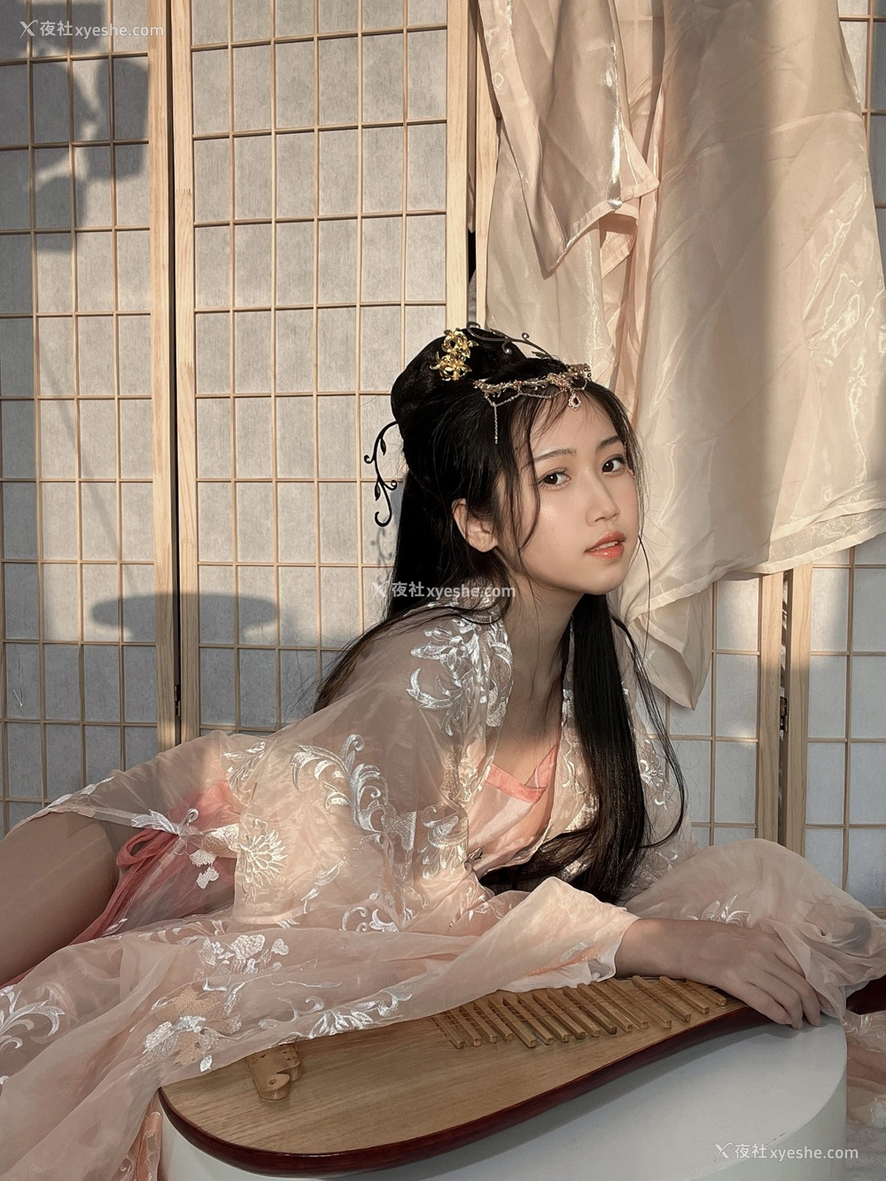 1P - 不呆猫 – 古风温泉人妻