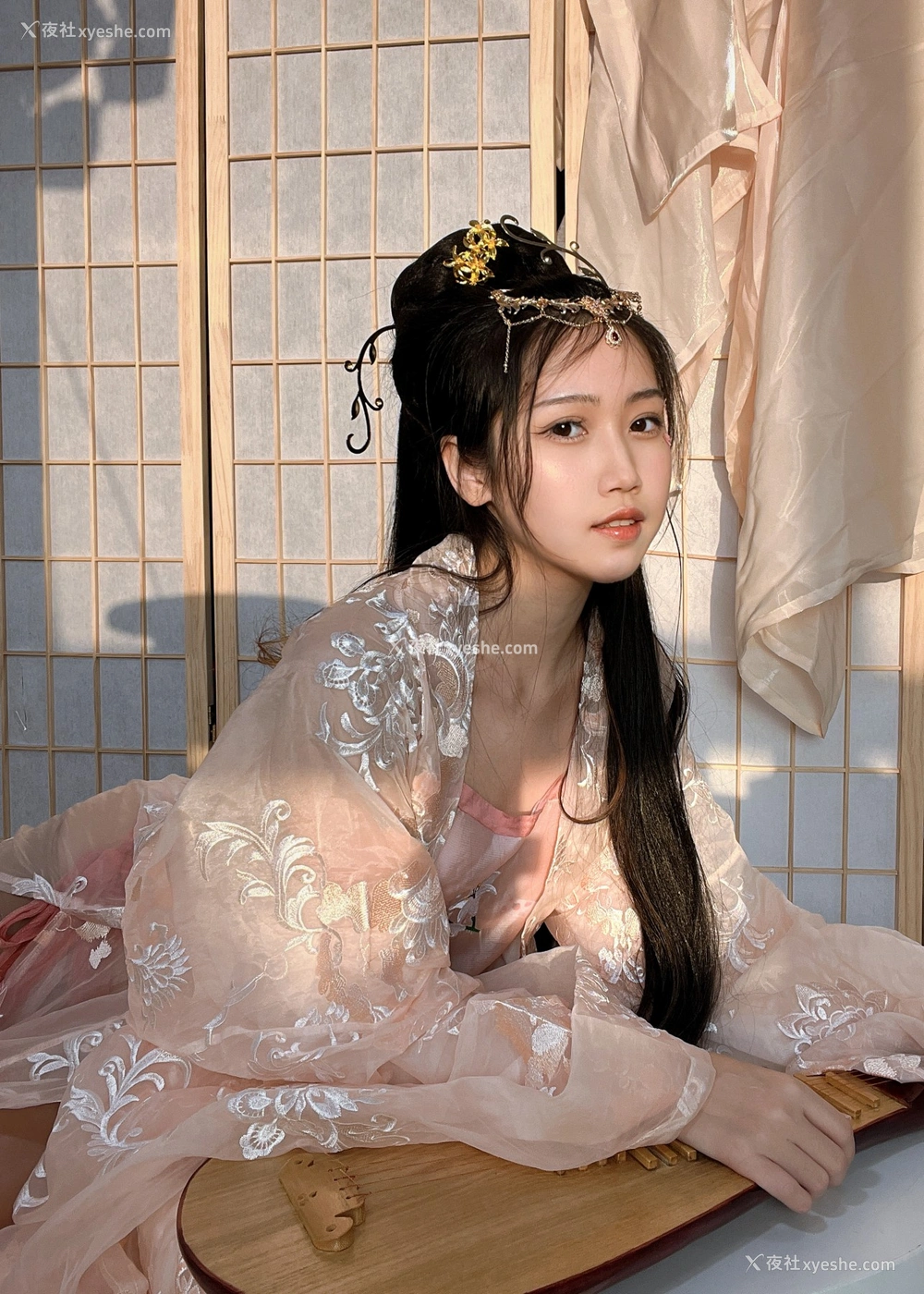 1P - 不呆猫 – 古风温泉人妻
