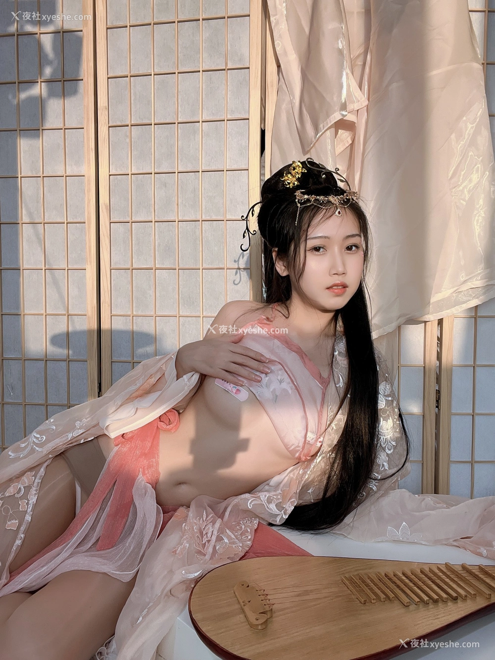 1P - 不呆猫 – 古风温泉人妻