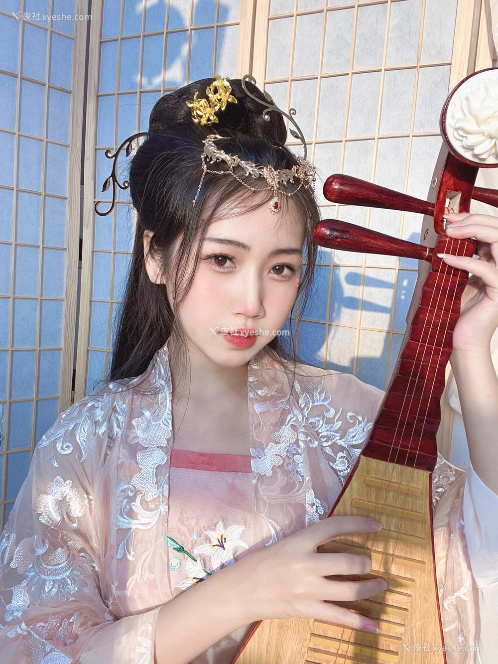 1P - 不呆猫 – 古风温泉人妻