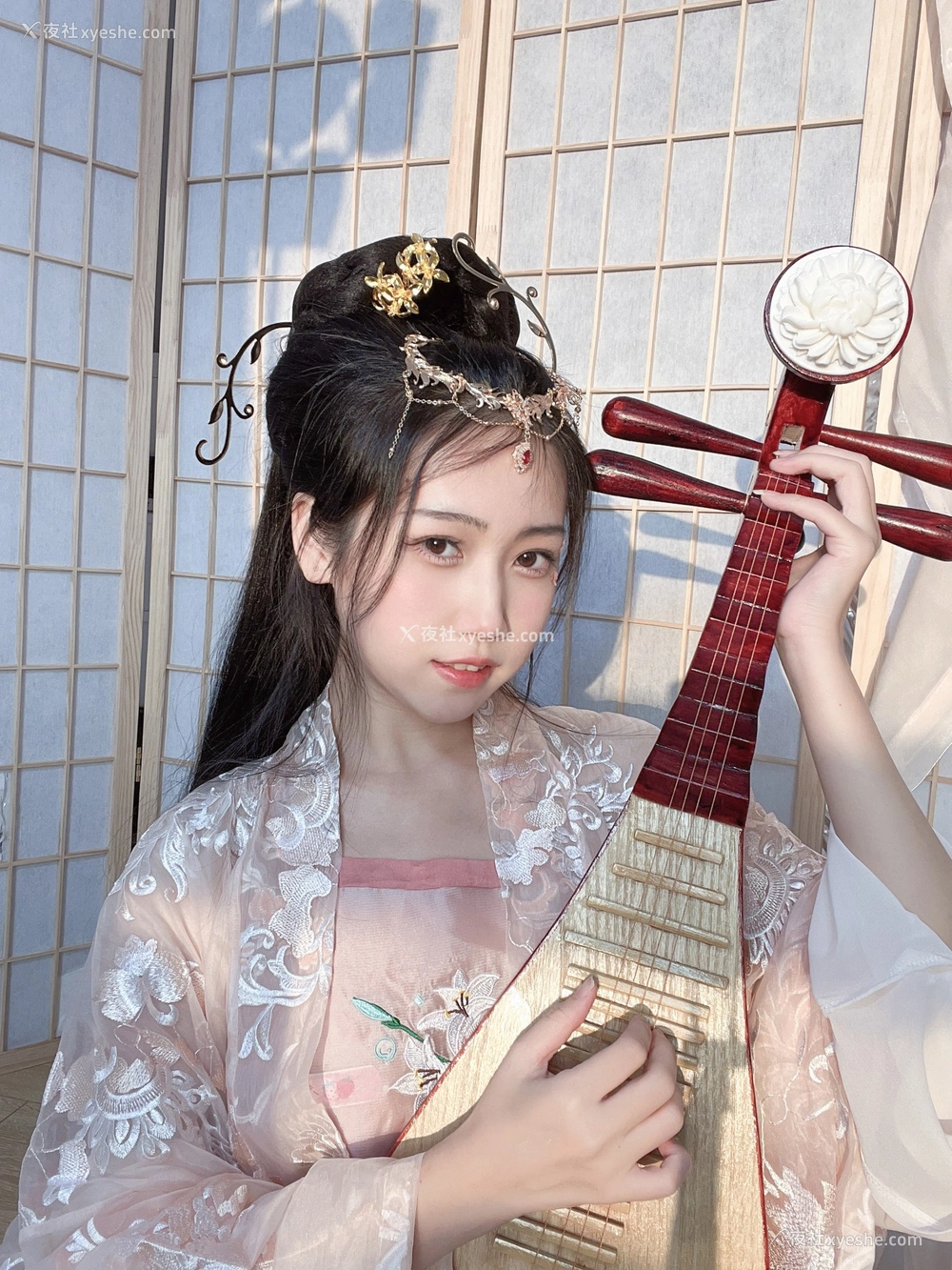 1P - 不呆猫 – 古风温泉人妻