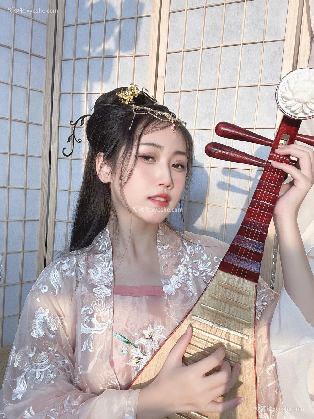1P - 不呆猫 – 古风温泉人妻