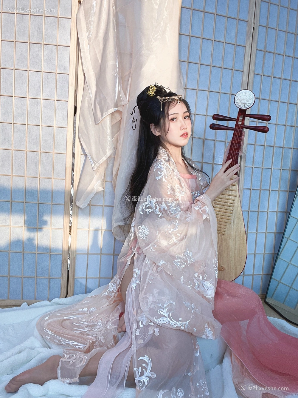 1P - 不呆猫 – 古风温泉人妻