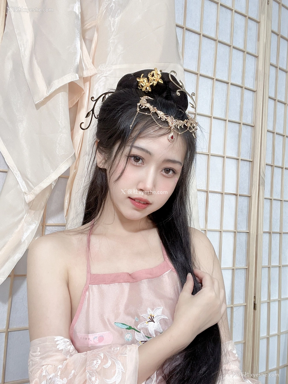 1P - 不呆猫 – 古风温泉人妻