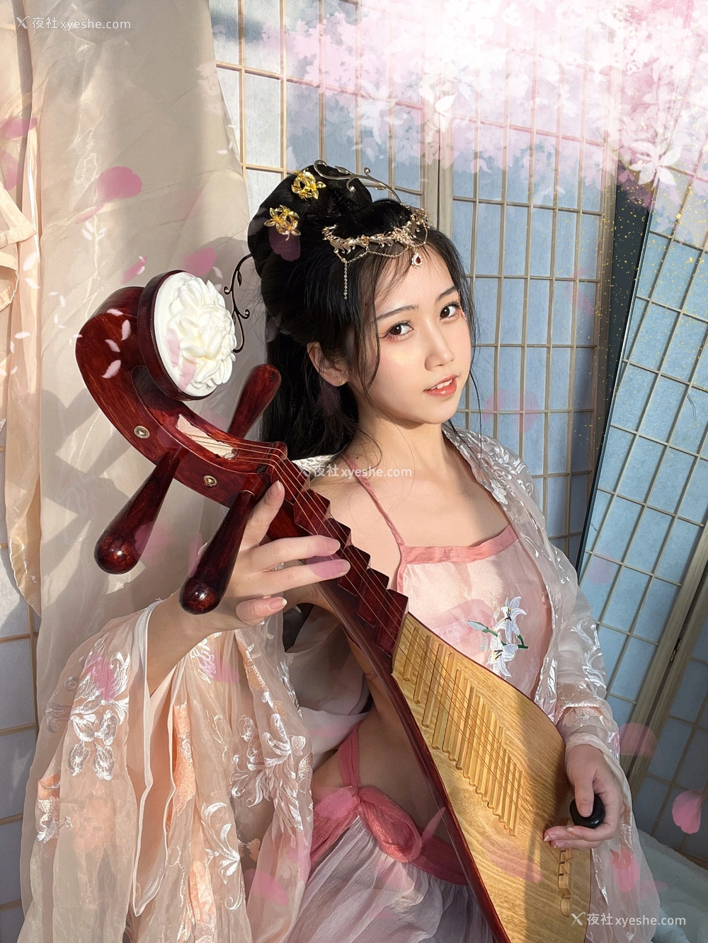 1P - 不呆猫 – 古风温泉人妻