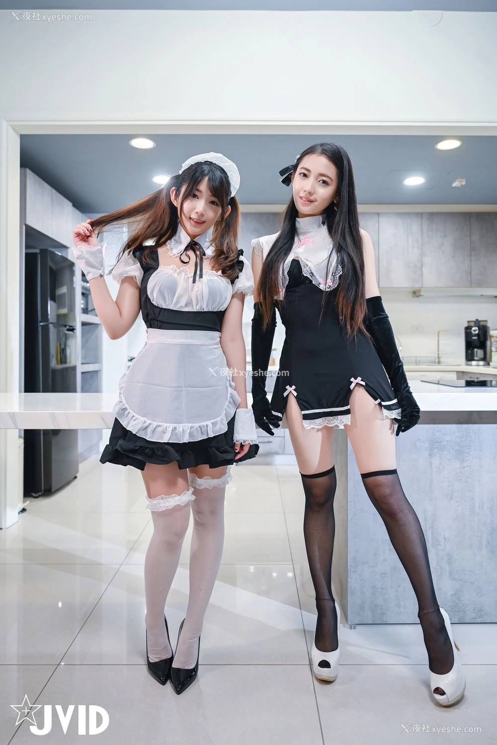 1P - 夏暮光x肉包《豪宅双女仆餐桌激烈碰撞》