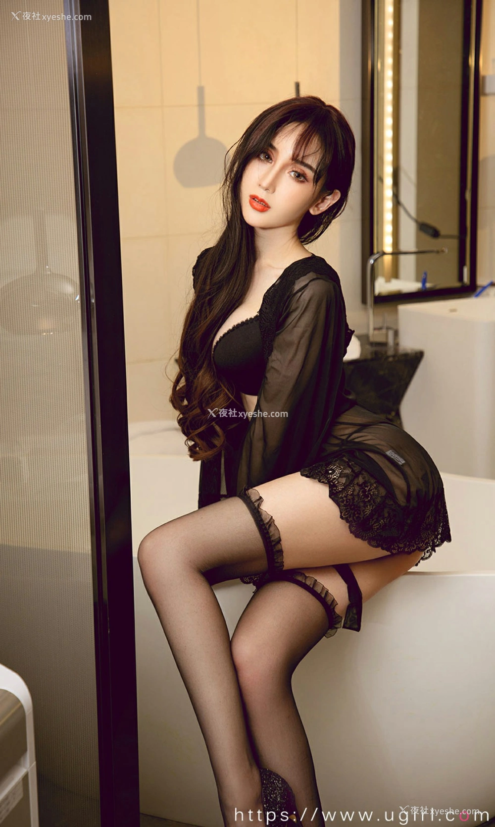 1P - [Ugirls尤果网]爱尤物 No.1884 阿依努尔瓦娅 性感汪洋