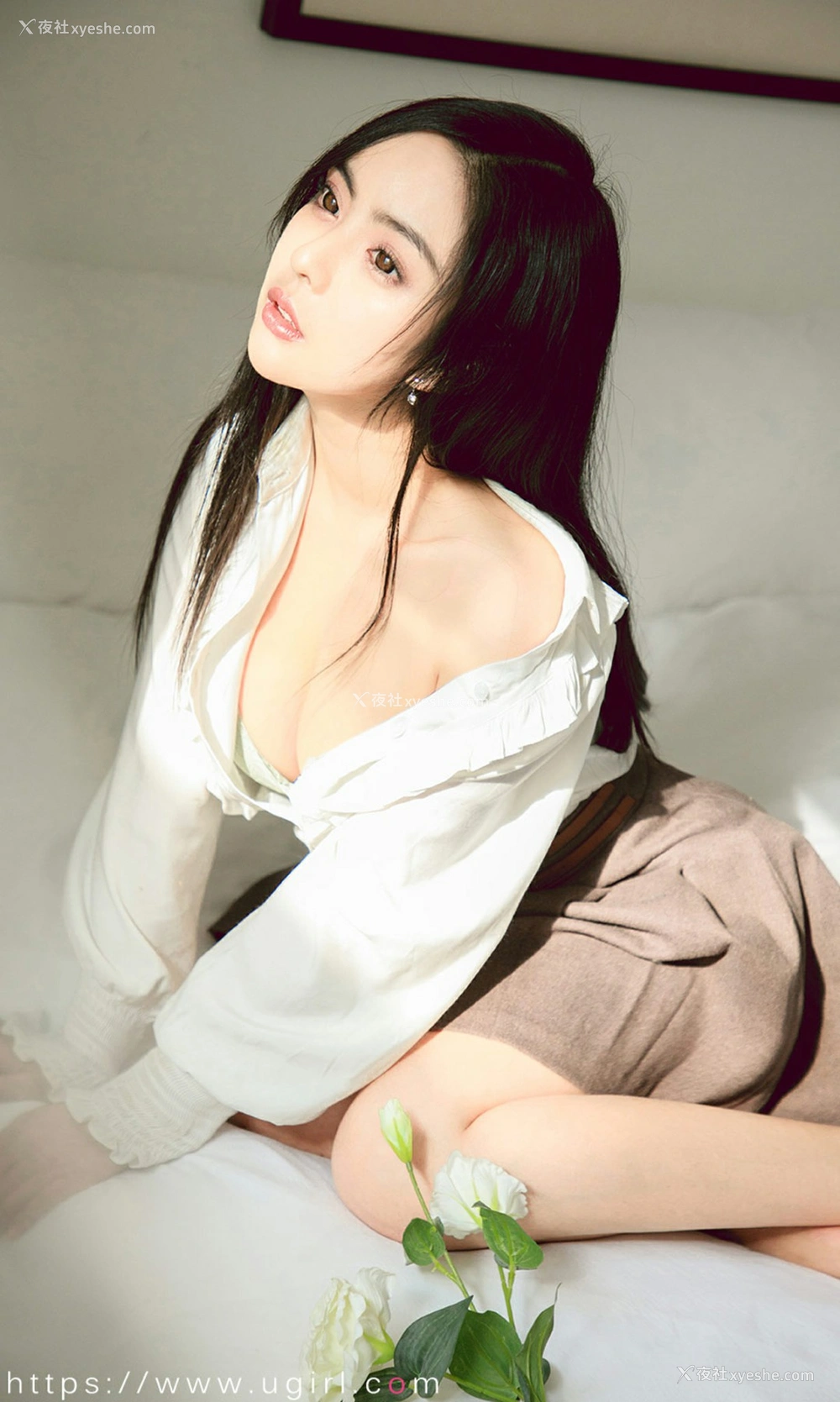1P - [Ugirls尤果网]爱尤物 No.1641 柳嫣嫣 红尘牵挂