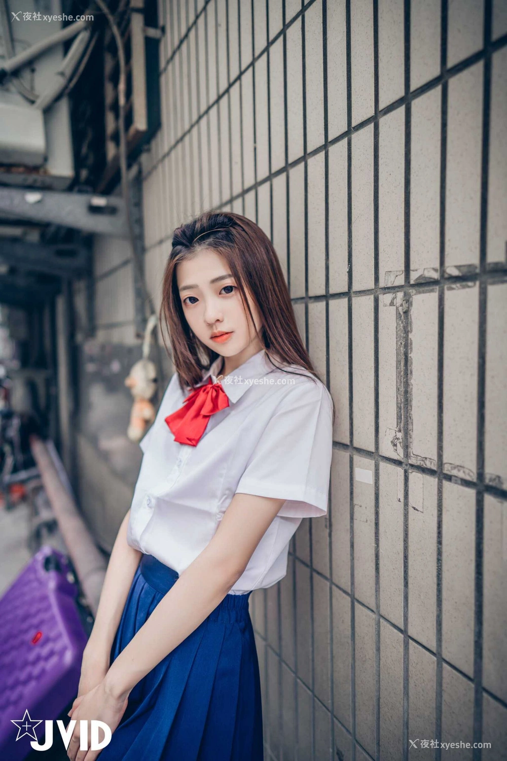 1P - 妍妍《抓到妹妹的把柄》