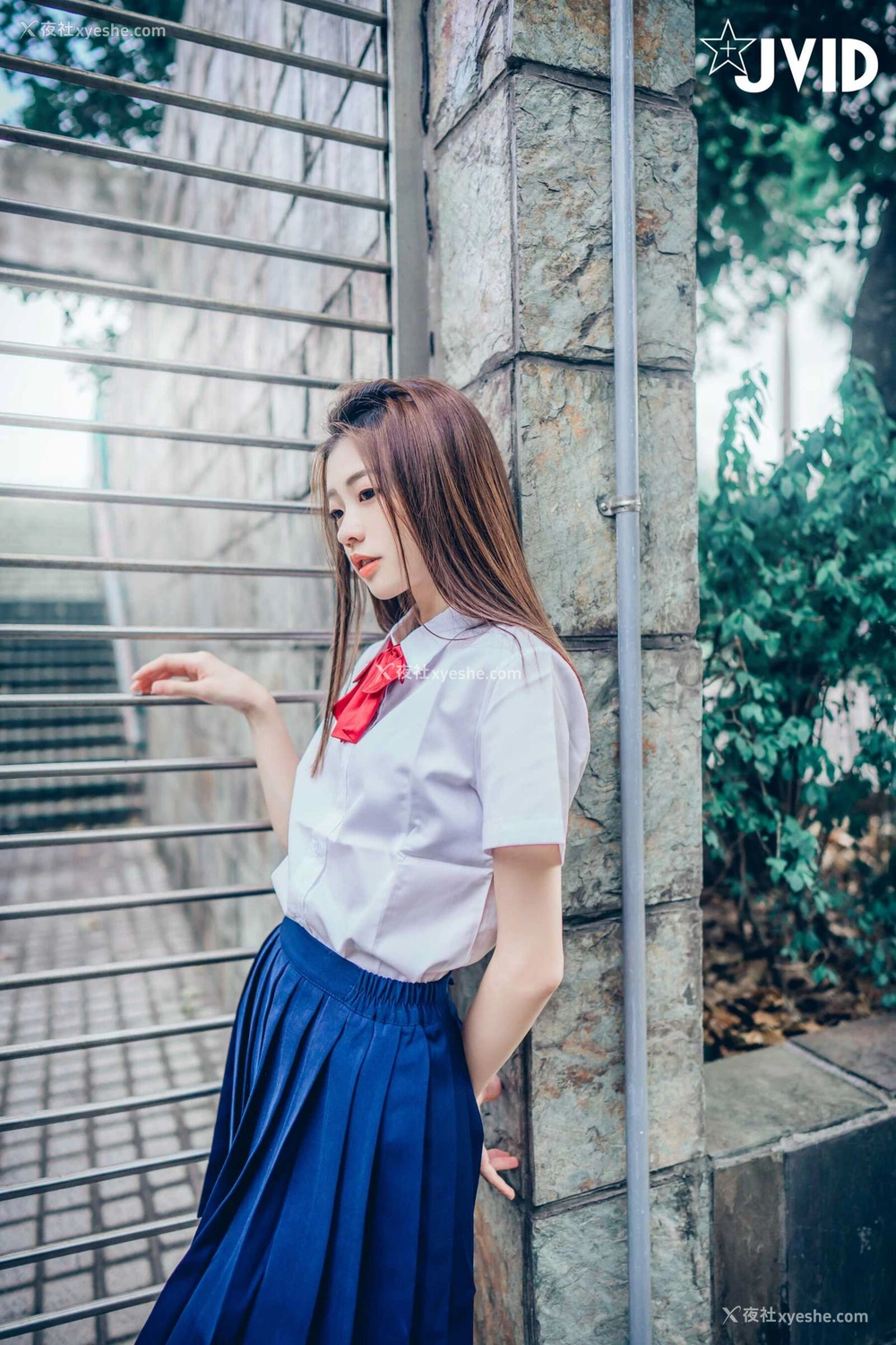 1P - 妍妍《抓到妹妹的把柄》